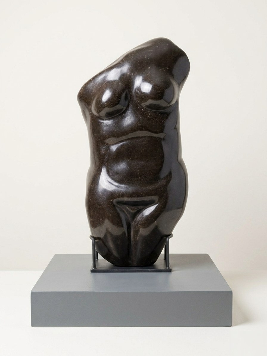 Torso en piedra